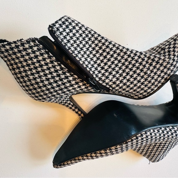 GEORGE Booties Sexy Heels Herringbone 3” Heel Zip EUC Sz 8 - Picture 2 of 6